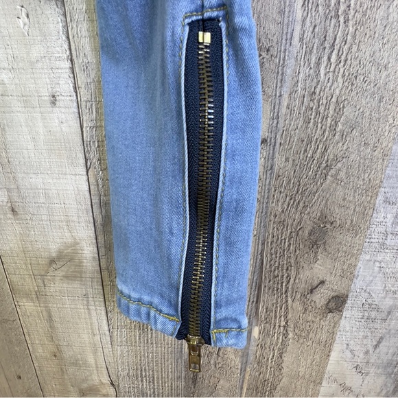 Shein SZ 30 Light-wash Denim White Stripe on the sides w/5 Pockets & Leg… - Picture 4 of 13